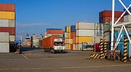 进出口运输代理与进出口代理 全球贸易的关键桥梁